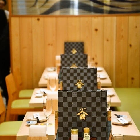 寛げるゆったり落ち着いた店内