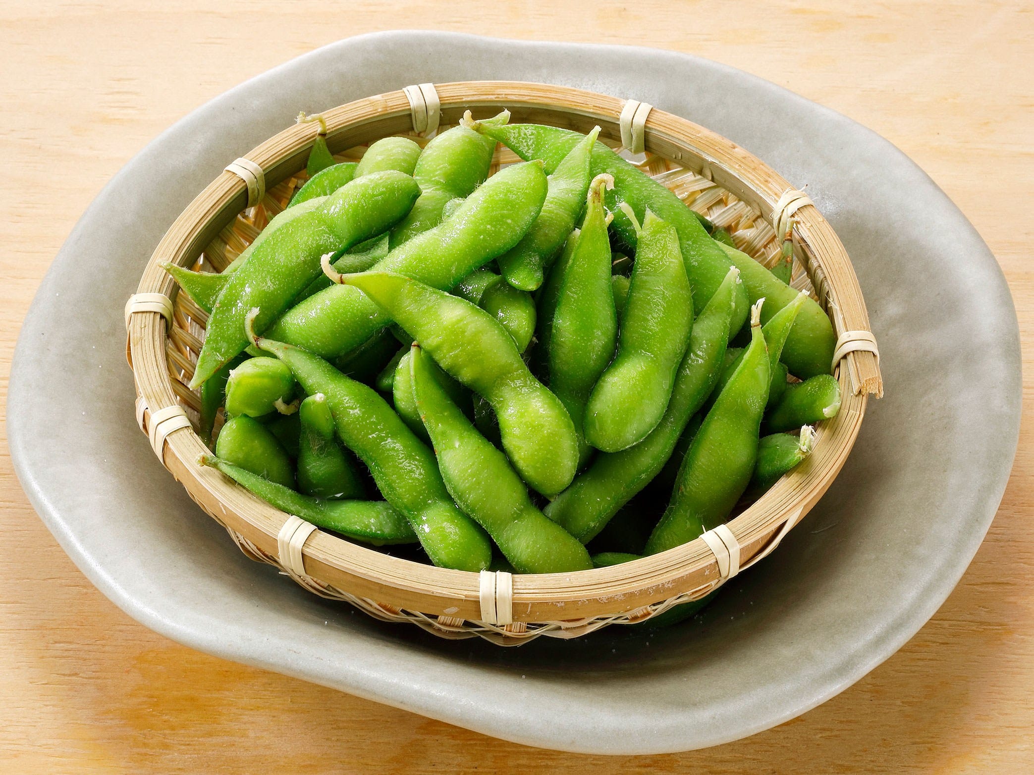 居酒屋　刺身と寿司　うおや一丁 新宿三光町店　／茹であげ枝豆／刺身／海鮮／寿司／ランチ