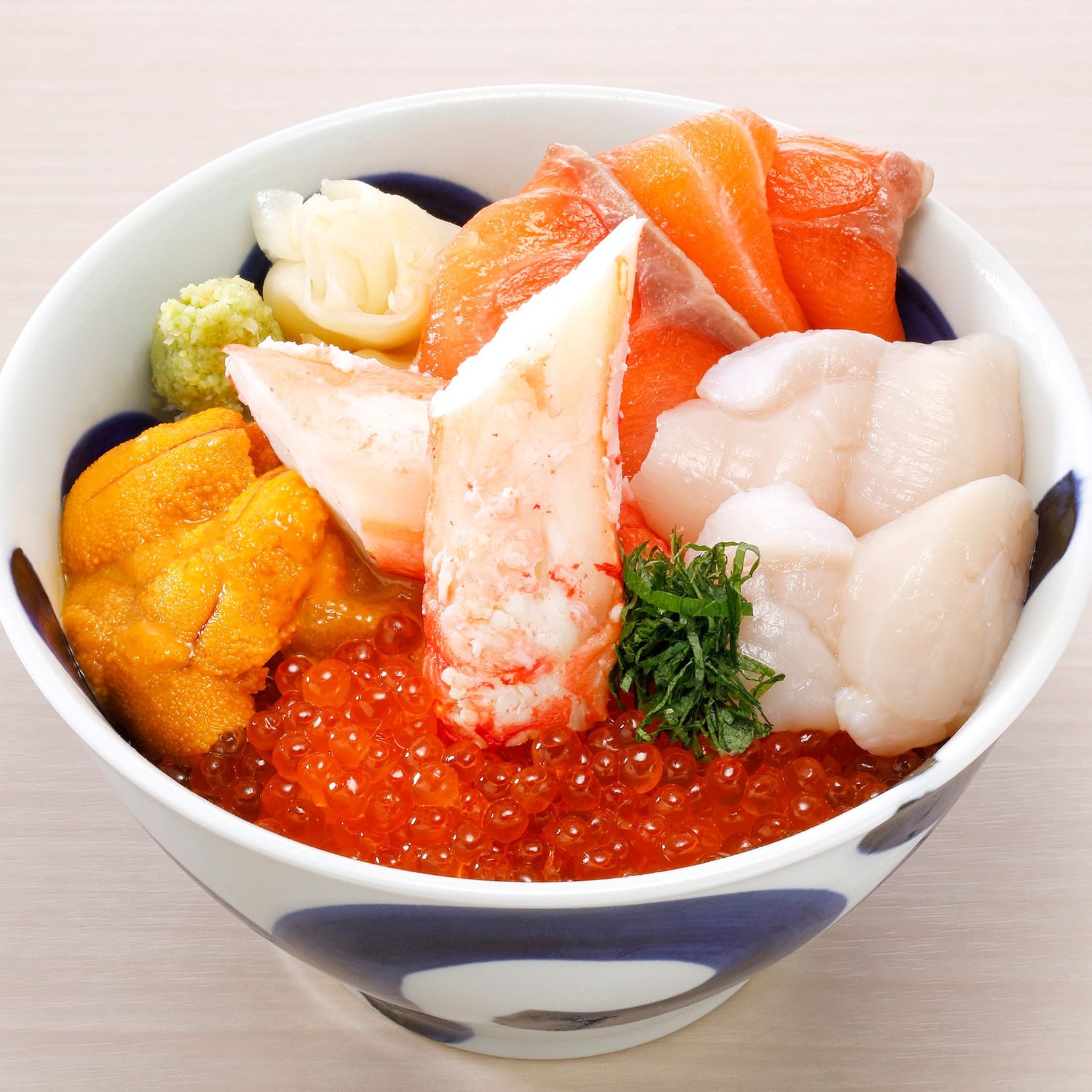 居酒屋　刺身と寿司　うおや一丁 新宿三光町店　／海鮮丼／刺身／海鮮／寿司／ランチ