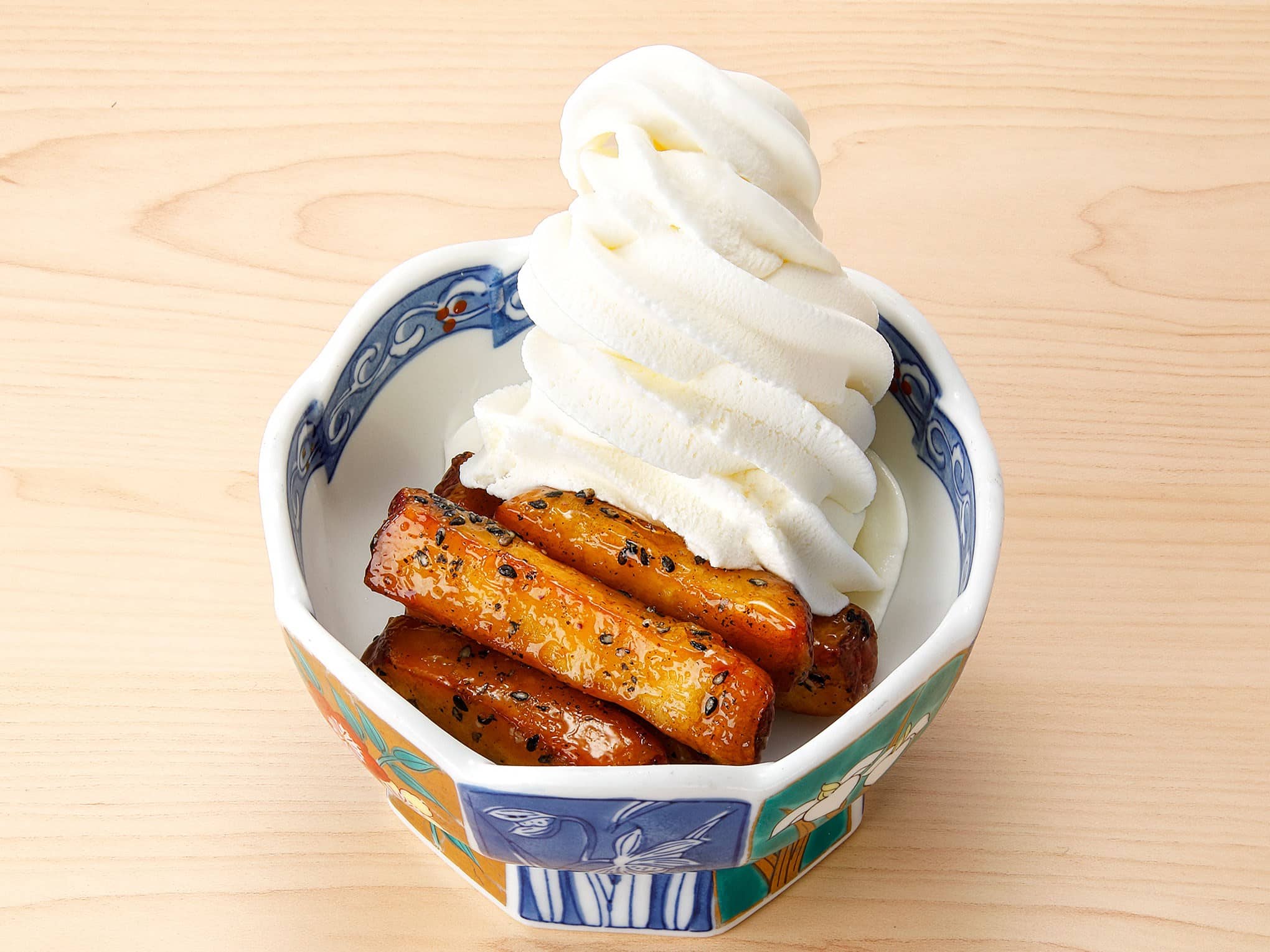 居酒屋　刺身と寿司　うおや一丁 新宿三光町店　大学芋のバニラアイス添え／刺身／海鮮／寿司／ランチ／宴会4～40名様