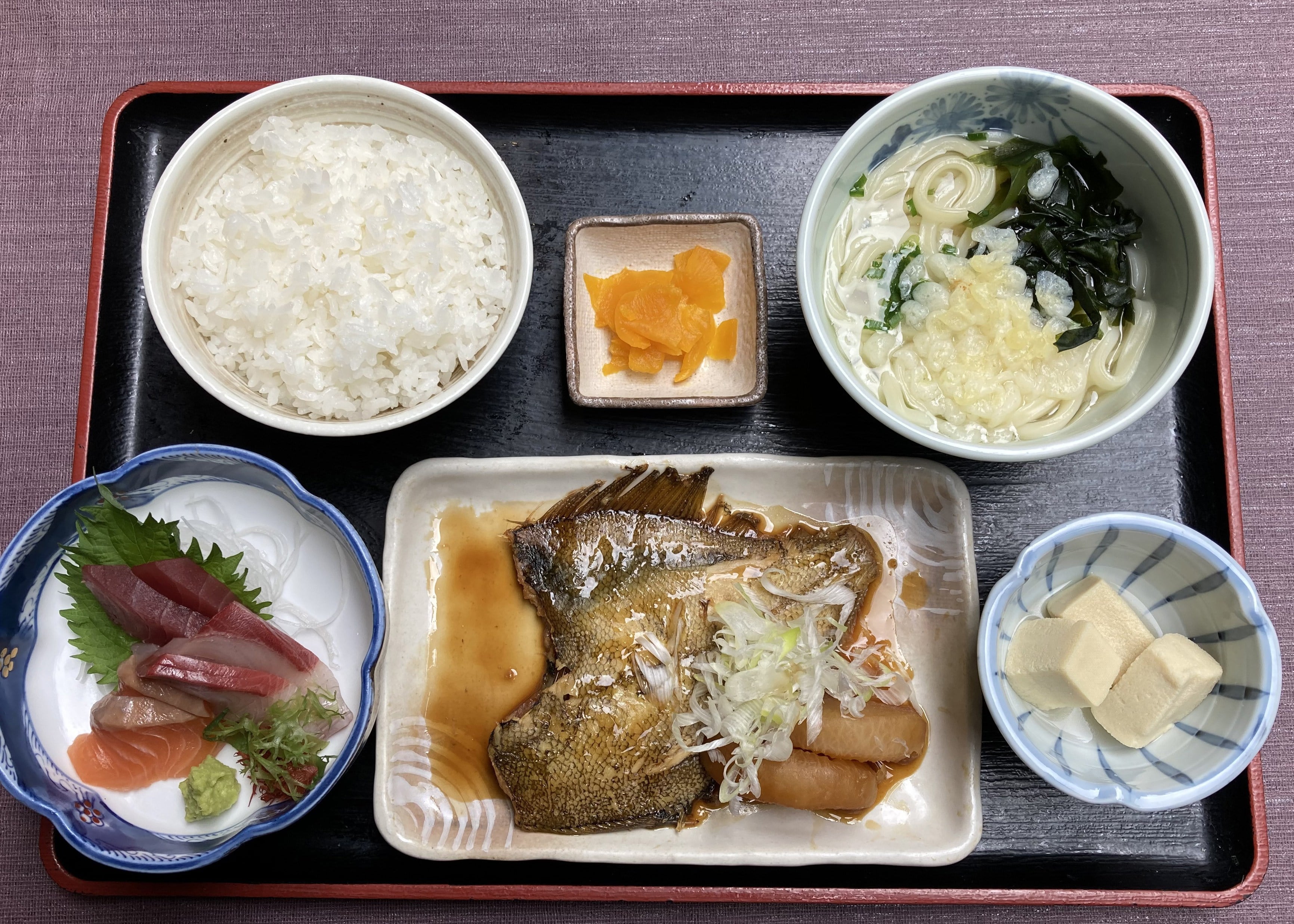 居酒屋　うおや一丁 川崎砂子店　／定食／刺身／海鮮／寿司／ランチ／宴会4～30名様