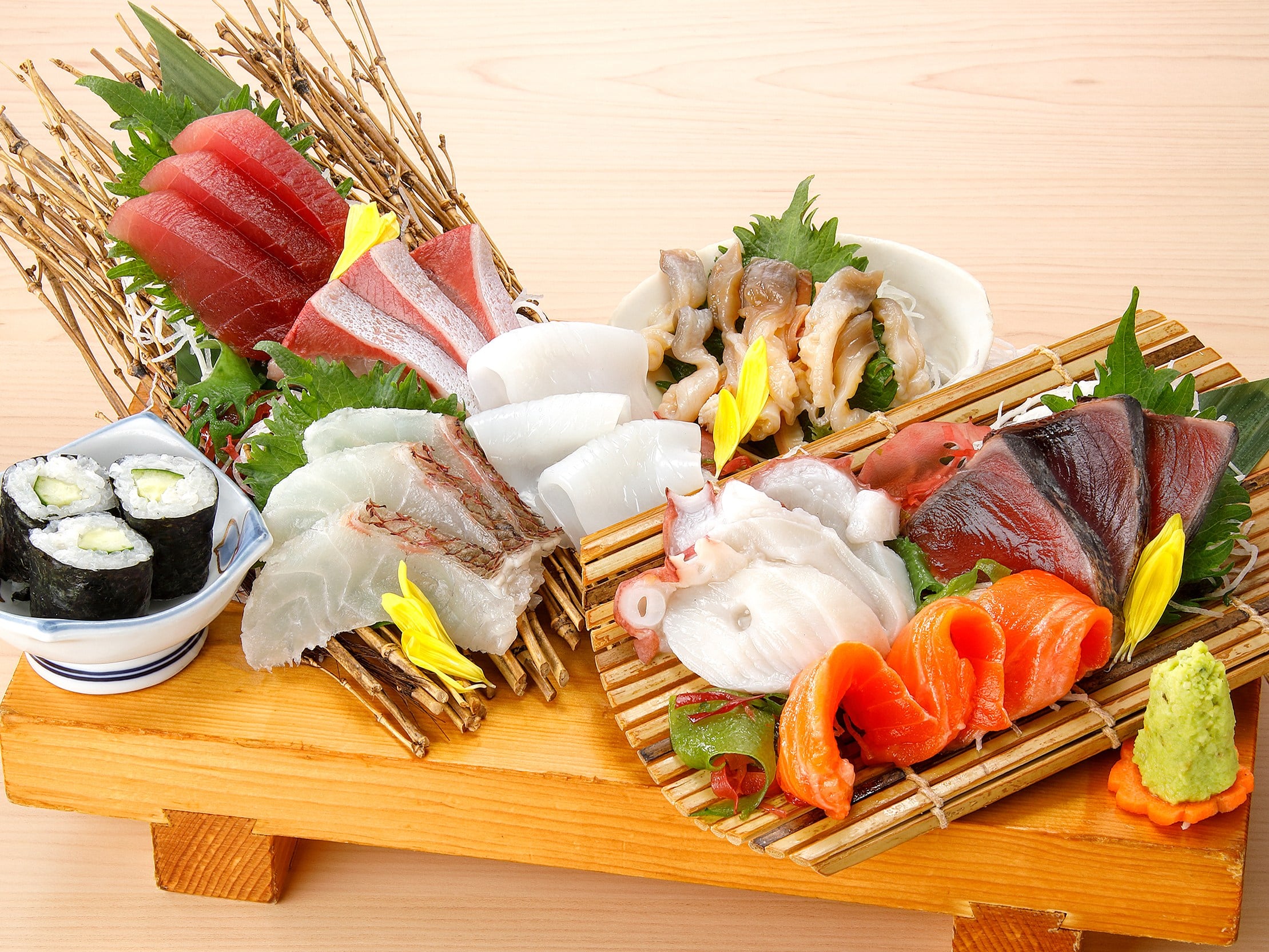 居酒屋　刺身と寿司　うおや一丁 新宿三光町店　刺身大漁盛り／刺身／海鮮／寿司／ランチ／宴会4～40名様