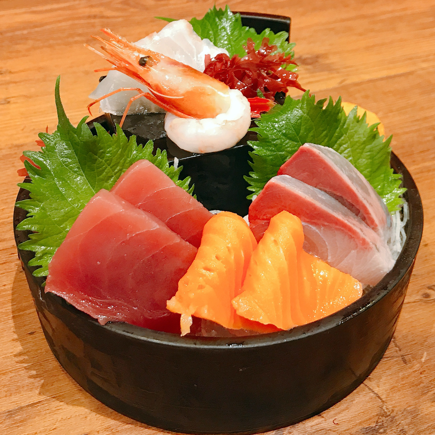 居酒屋 うおや一丁 浦和店 一丁は刺身盛り!!