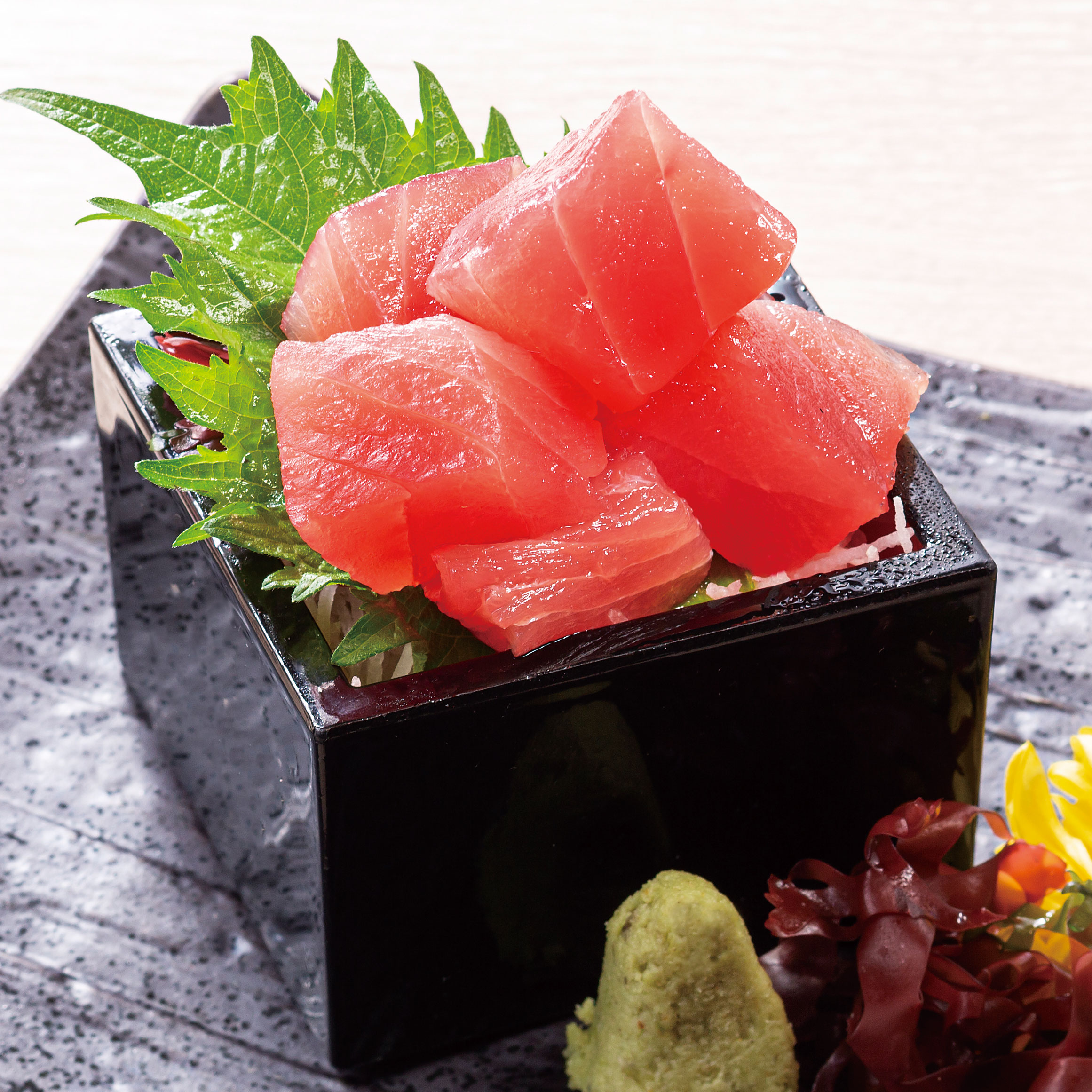 居酒屋 うおや一丁 浦和店 ／まぐろ刺身