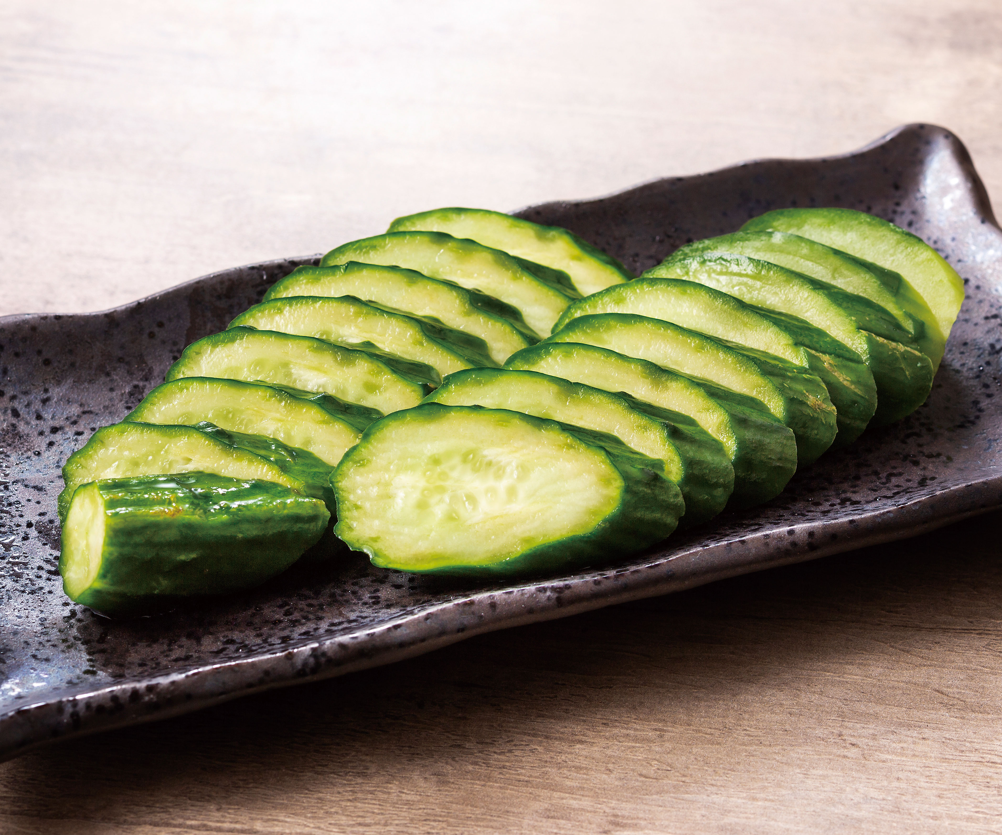 居酒屋 うおや一丁 浦和店 ／ きゅうりまるごと１本浅漬け