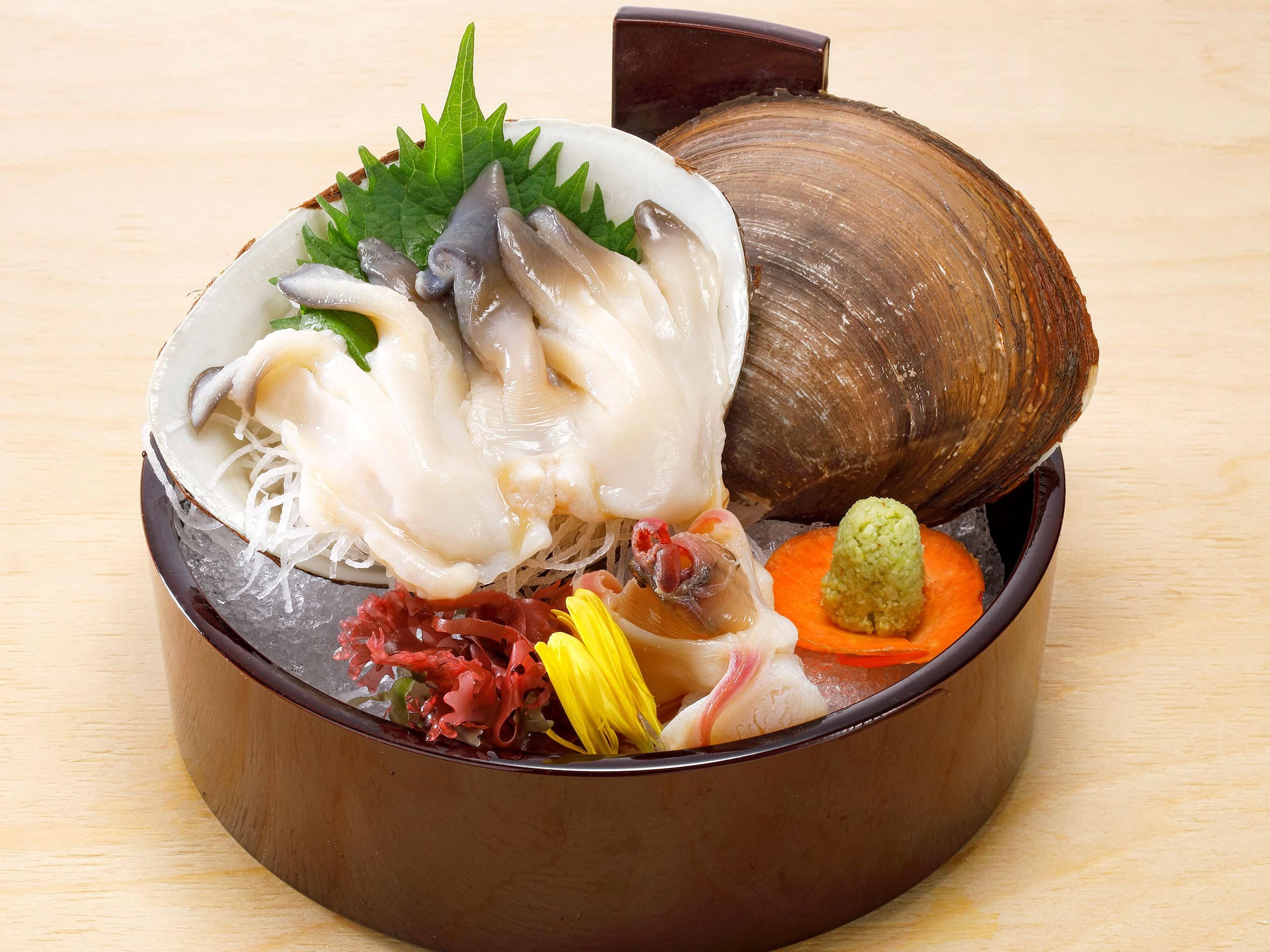 居酒屋　うおや一丁 浦和店　活北寄貝の刺身／刺身／海鮮／寿司／ランチ